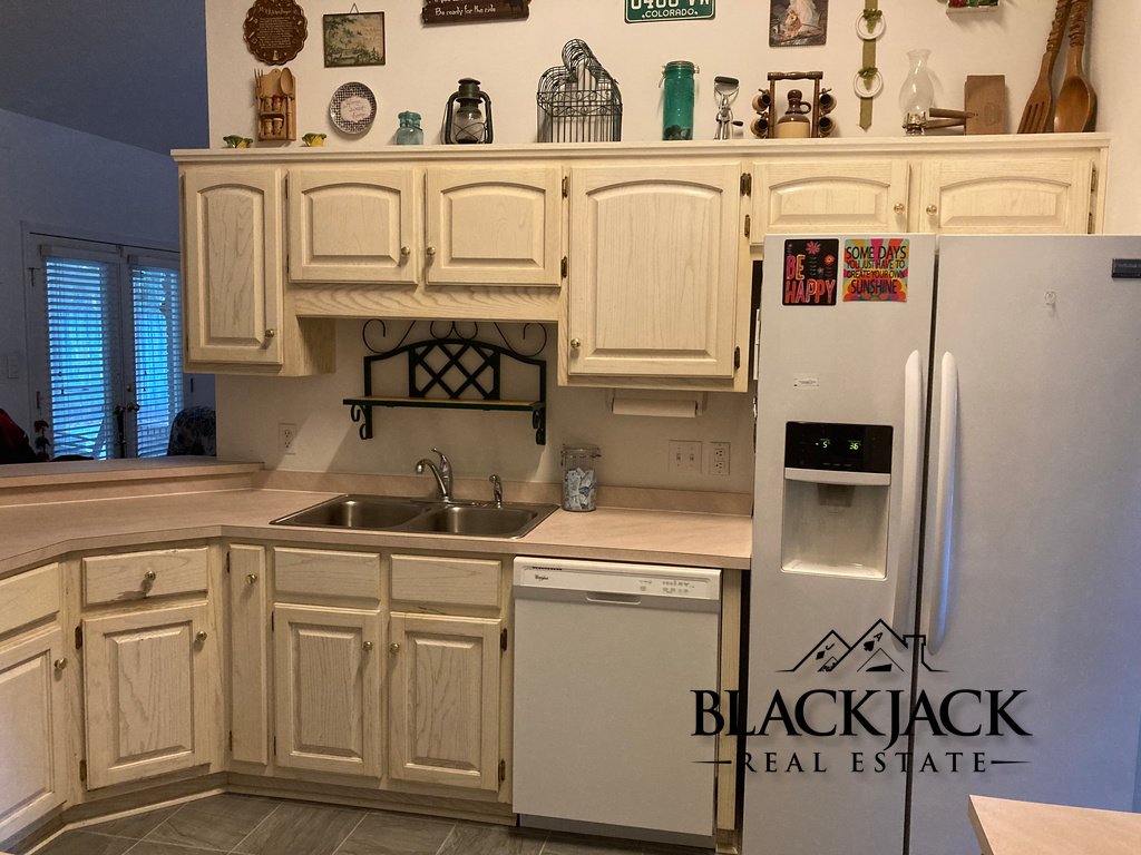 006-kitchen