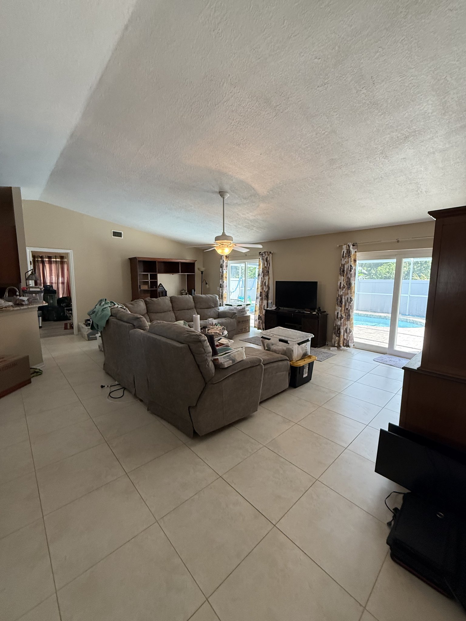 05-living-room-o